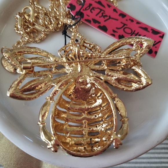 New Betsey Johnson Bee Necklace/Brooch - Picture 3 of 3